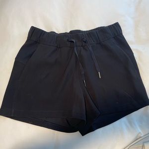 Women’s lulu lemon shorts